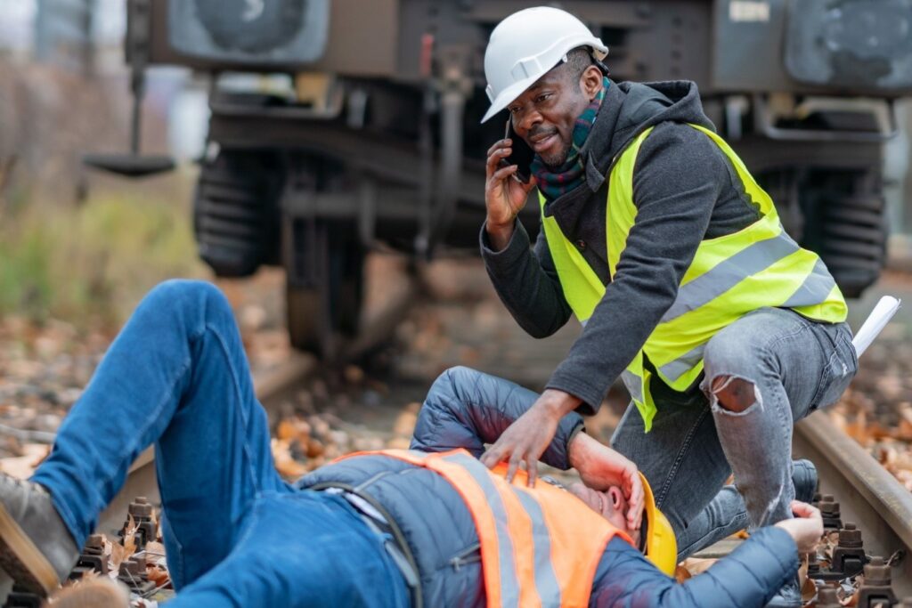 4 Ways Industrial Signage Can Mitigate Workplace Accidents and Injuries