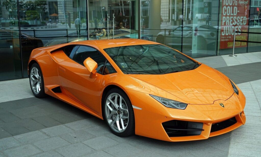 Exploring the Thrills of a Lamborghini Huracan Rental Experience