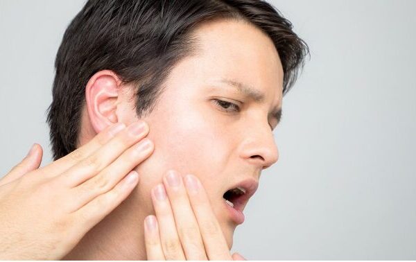 The Benefits of TMJ Laser Treatment & How It Can Alleviate Jaw Pain and Discomfort