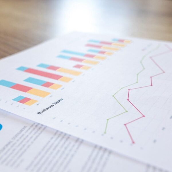 How a Portfolio Analysis Tool Can Benefit Investors of All Levels