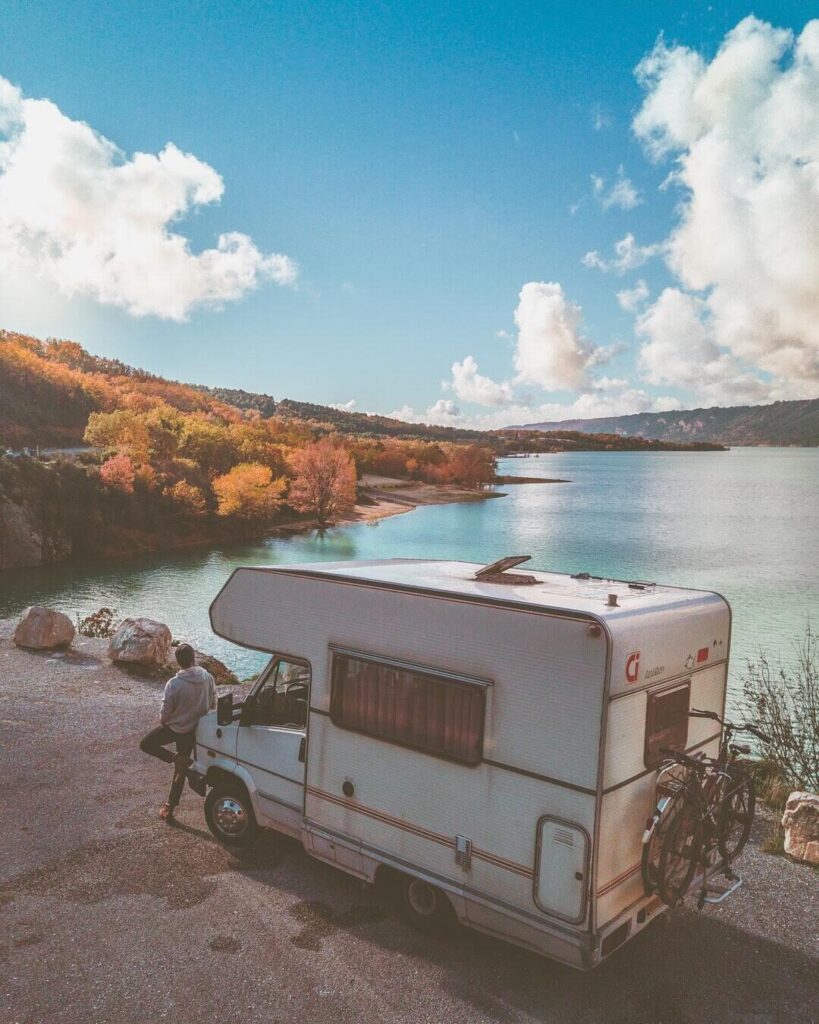 The Essential Guide to Finding the Right Full-Time RV Insurance