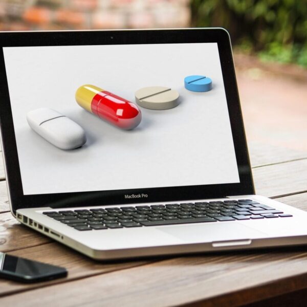 The Convenience of Buying Antibiotics Online: Is it Worth the Risk?