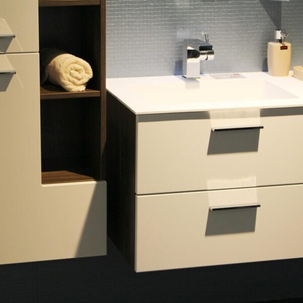 Why a Floating Bathroom Vanity is the Perfect Addition to Your Home