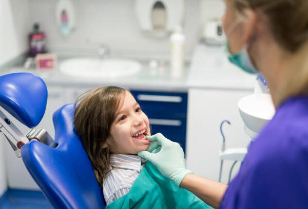 8 Tips to Protect Your Small Child from Common Dental Problems