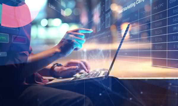 Internet Chicks: Exciting Digital Frontier (5 Insights)