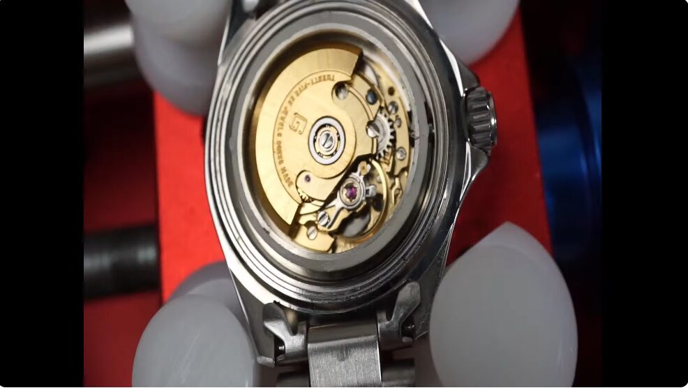 A common question among watch collectors and aficionados is, "Is eta 2671 the same as 2550?"