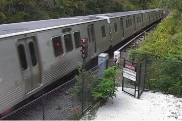 When the track is misaligned or train pressure is unequal, the tie plates can shift. This misalignment makes the track unstable and increases tie plate slip derailment risk.