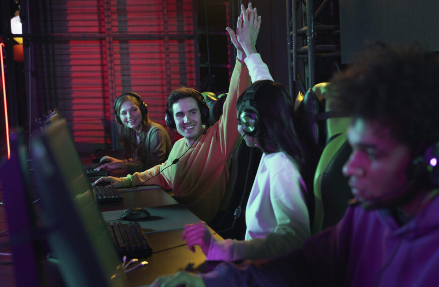 Esports Training for Aspiring Pros